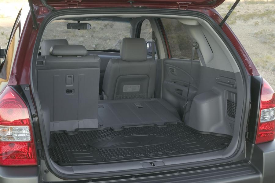  Hyundai Tucson 2004 года  (фото 51 из 74)